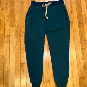 Women’s Figs scrubs bottoms pants technical collection